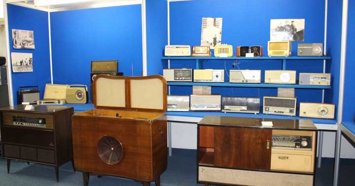 Colleferro-visita-museo-telecom-studenti-ciechi-Napoli-43