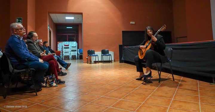 Frosinone-masterclass-chitarra-classica-neos-kronos-10