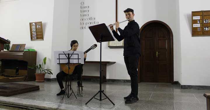 Frosinone-masterclass-chitarra-classica-neos-kronos-28