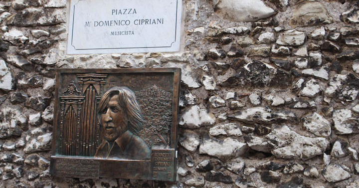 Gavignano-Bassorilievo-Maestro-Domenico-Cipriani-7