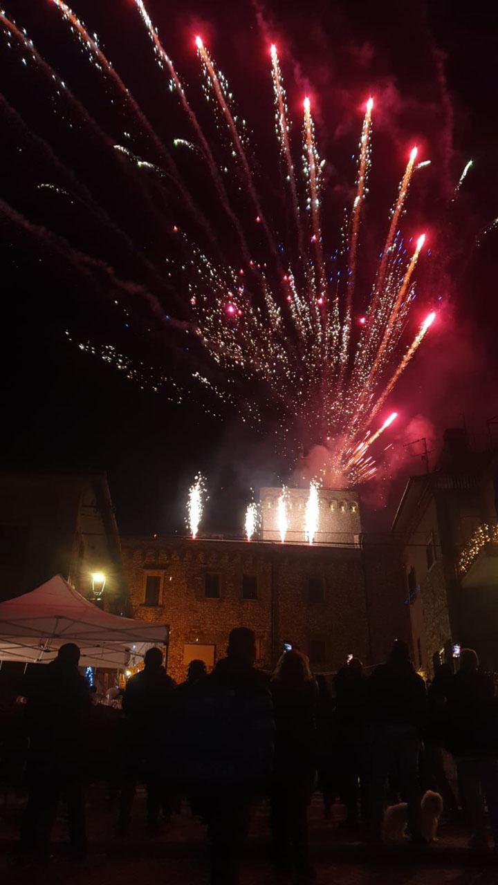 Gavignano-Natale-al-Borgo-2021-fuochi-10