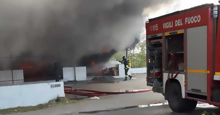 Incendio-outlet-tor-san-lorenzo-03