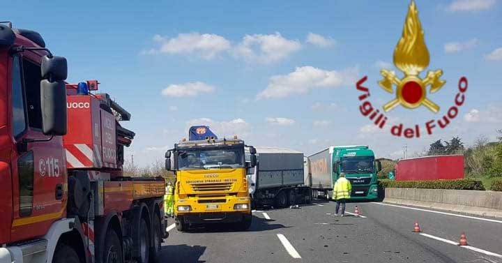 Incidente-Autostrada-A1-20180409-02