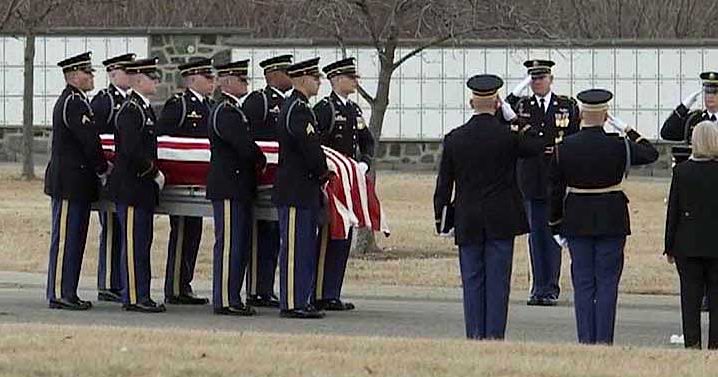 Major-Lopriore-Funeral-Arlington-07