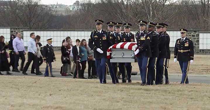 Major-Lopriore-Funeral-Arlington-09