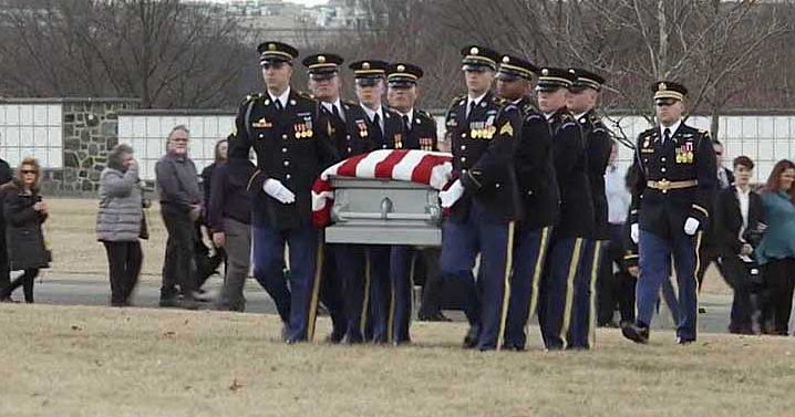 Major-Lopriore-Funeral-Arlington-10