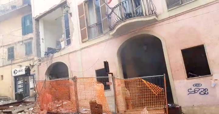 Rocca-di-Papa-esplosione-municipio-07