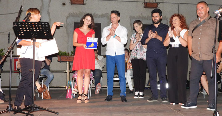 Segni - Premio Lett. da sx Presid Giovanna Speranza Flavia Barcellona Sindaco Piero Cascioli consigl Bruno Recchia Patrizia Travagliati Presid Valter Menichelli 1