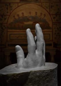 attraverso - marmo statuario-jago-630