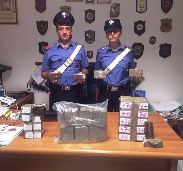 2016_07_12 OSTIA - Sequestro 23 chili di droga (2)-630