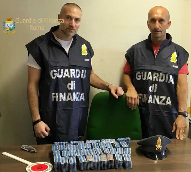 sequestro-viagra-guardia-di-finanza-01