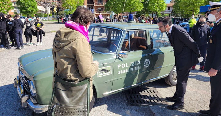 Colleferro-Polizia-di-Stato-Una-vita-da-social-20220428-06