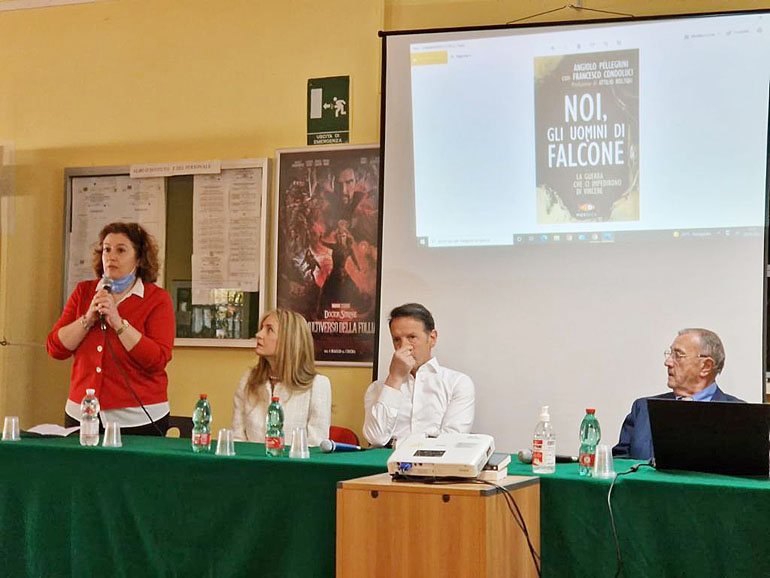 Noi-gli-uomini-di-falcone-01