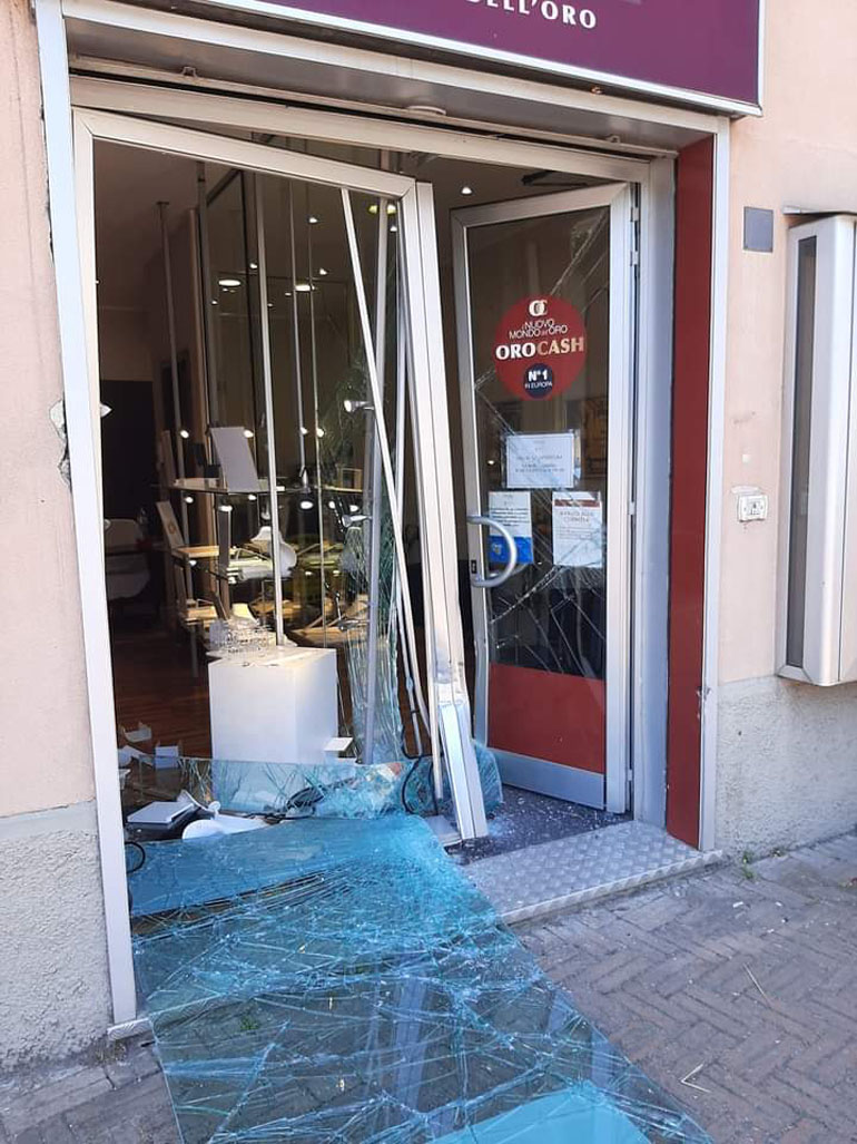 Colleferro-Rapina-OroCash-Colleferro-20220620-10