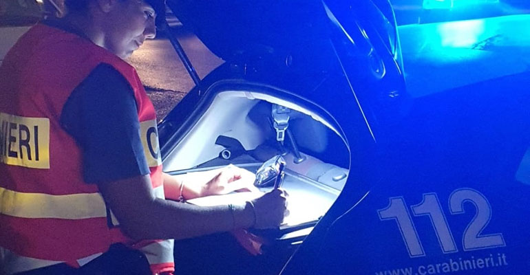 ANZIO - Controlli dei Carabinieri (2) f