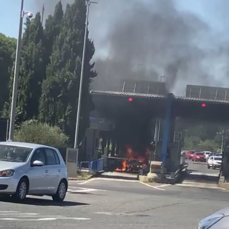 Incendio-Casello-San-Cesareo-06