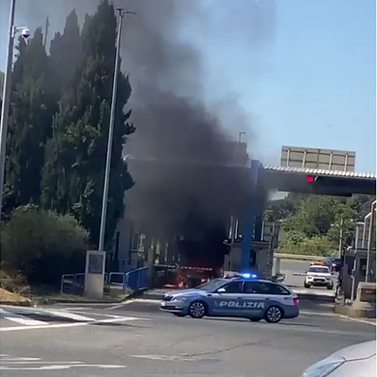 Incendio-Casello-San-Cesareo-06b