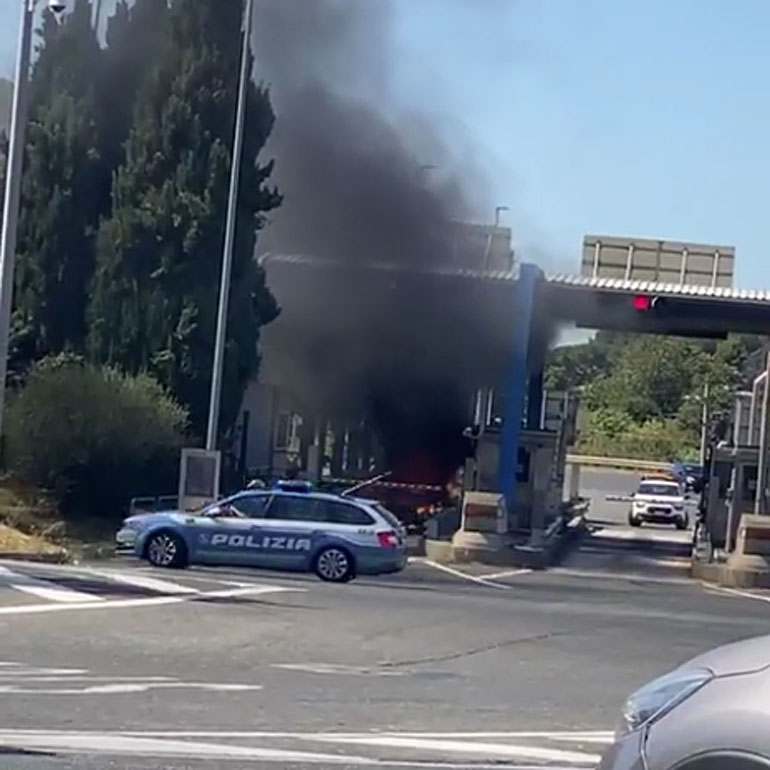 Incendio-Casello-San-Cesareo-07