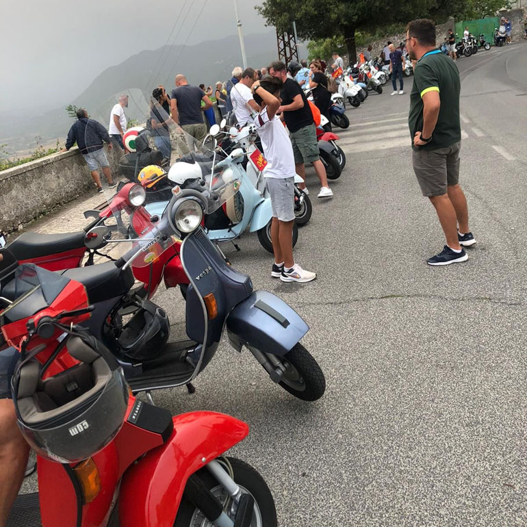 Gavignano-Vespa-Club-08-22-11