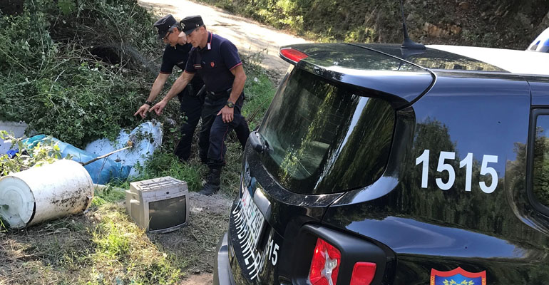 MONTEROTONDO - La discarica abusiva scoperta dai Carabinieri (2) f