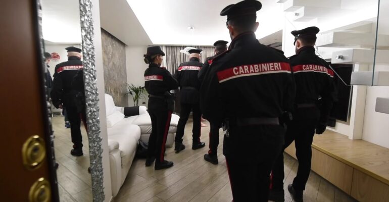 Monterotondo - Esecuzione ordinanza DDA (1)