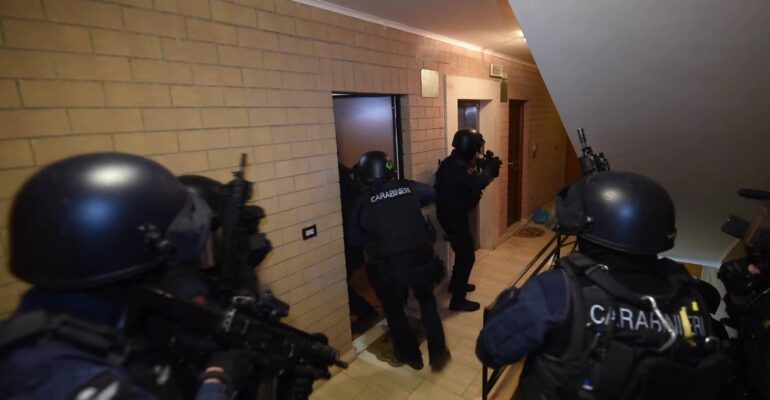 Monterotondo - Esecuzione ordinanza DDA (5)