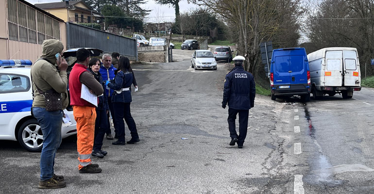 Colleferro-incidente-Via_Latina-due-furgoni-06