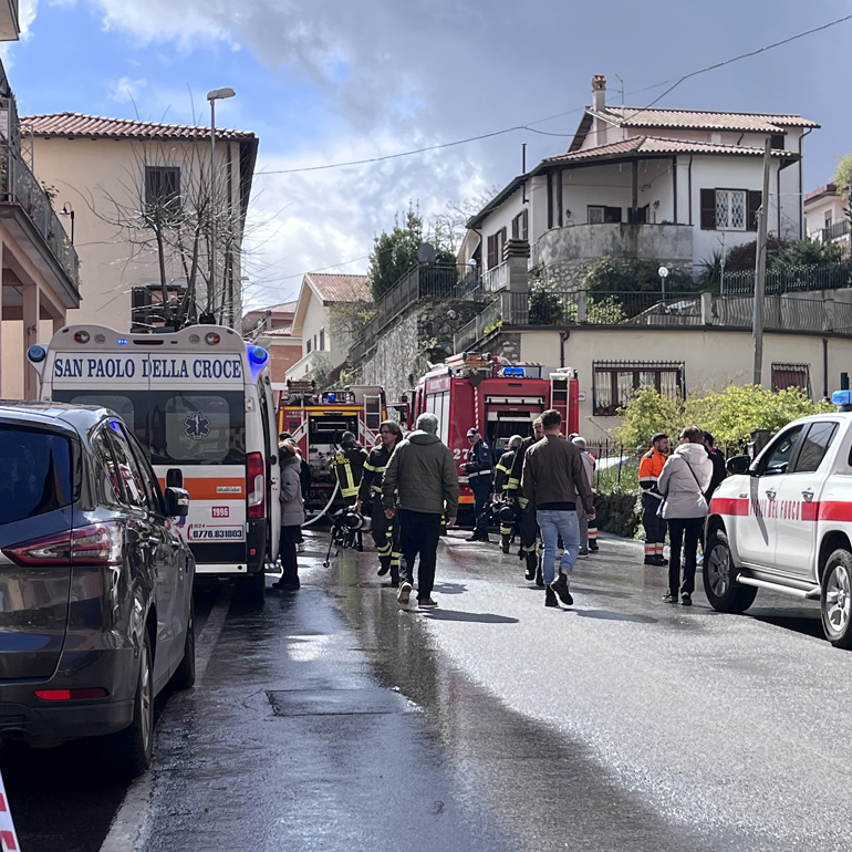 Incendio-Segni-Viale-Ungheria-20230414-07
