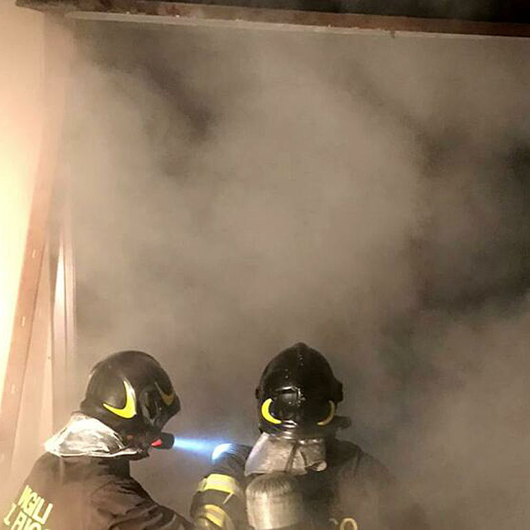 Incendio-Segni-Viale-Ungheria-20230414-09