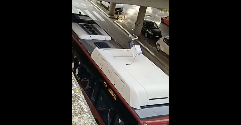 Microonde_sul_bus-03