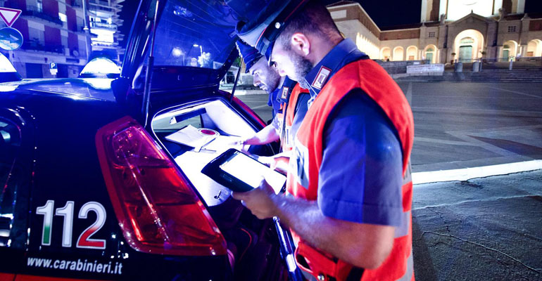 ANZIO - I Carabinieri durante i controlli (3)-f