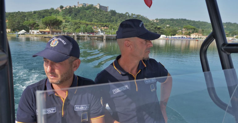 Lago_di_Braccia-Polizia-Metropolitana-2imbarcazioni-02