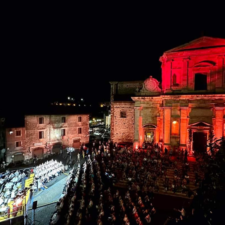 Segni-La_Piazza_allOpera-03-q