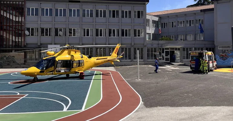 Colleferro-eliambulanza--scuola-media-leonardo-da-vinci-3