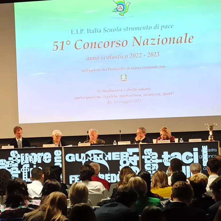 IIS_Valmontone-premio-Grafica-giornale-02