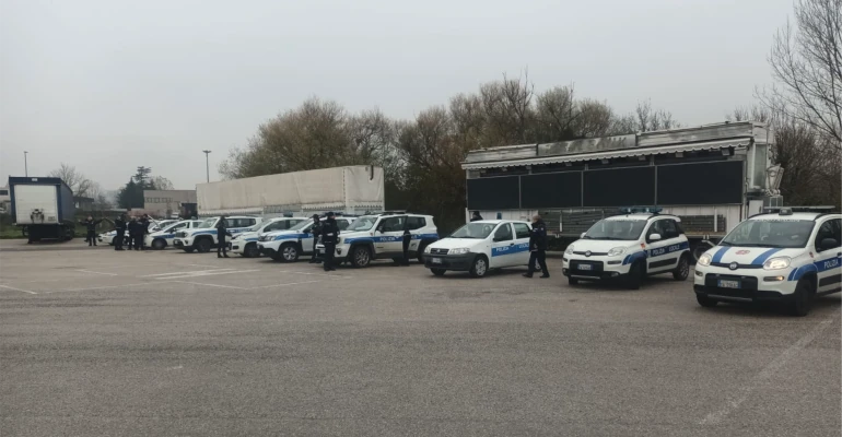 Polizia_Locale-08