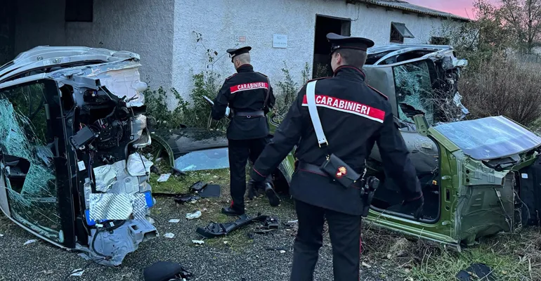 TIVOLI - Riciclaggio auto rubate (1)-f