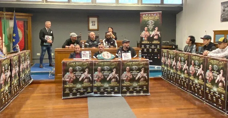 Colleferro-boxe-Michael_Magnesi-vs-Masanori _Rikiishi-01