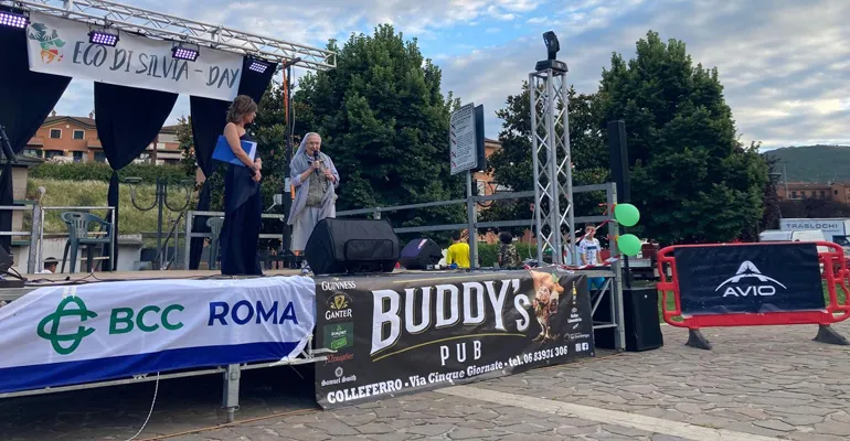 9. Intervento Suor Annamaria a sorpresa da Firenze