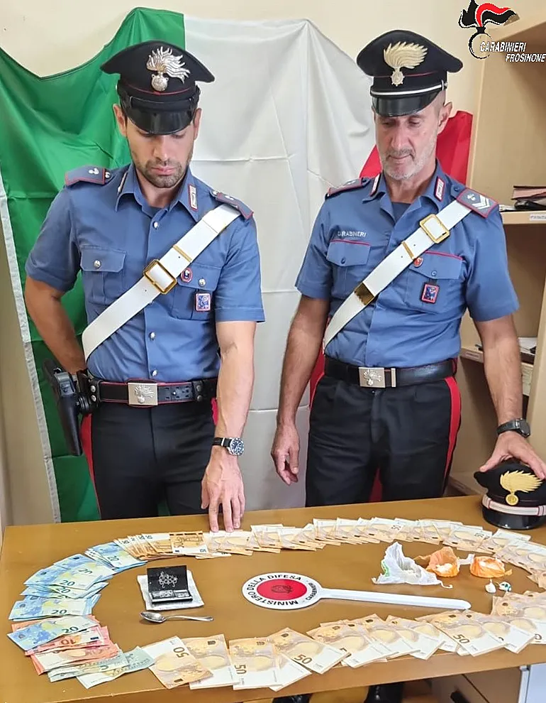 Carabinieri-Veroli-droga-03