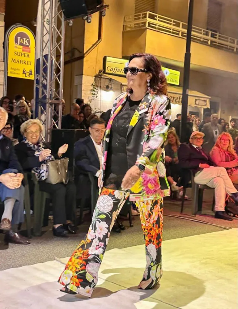 Colleferro-Sfilata-Notte_Bianca-Mari_Boutique-11