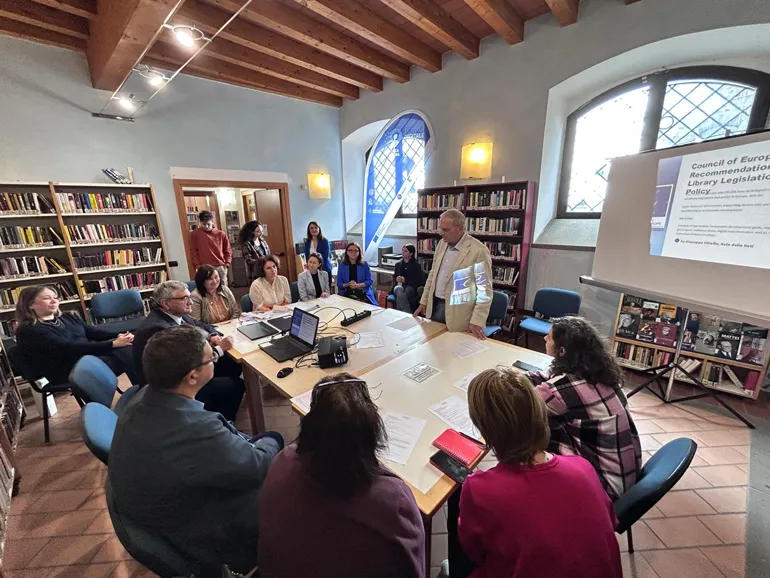 Delegazione bibl romeni a Rocca Priora-2-770