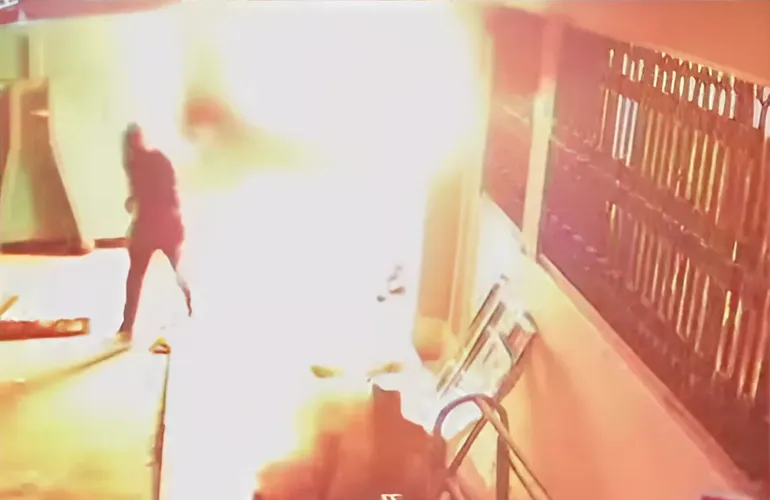 05-Frosinone-Incendio-Pianeta_Outlet-5