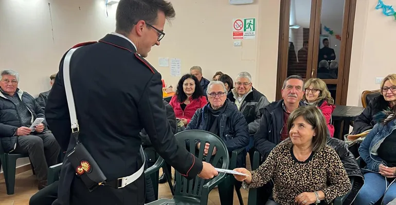 Carabinieri Gavignano incontrano anziani1 1