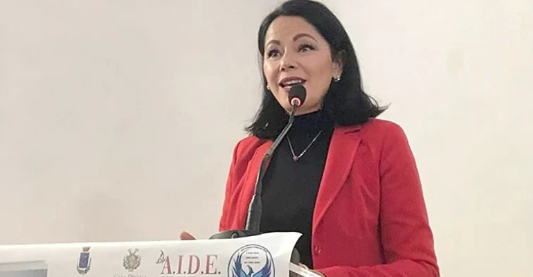 Valmontone-Legate_da_un_sottile_filo_rosso-11