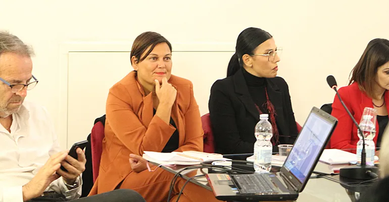 Valmontone-Legate_da_un_sottile_filo_rosso-16