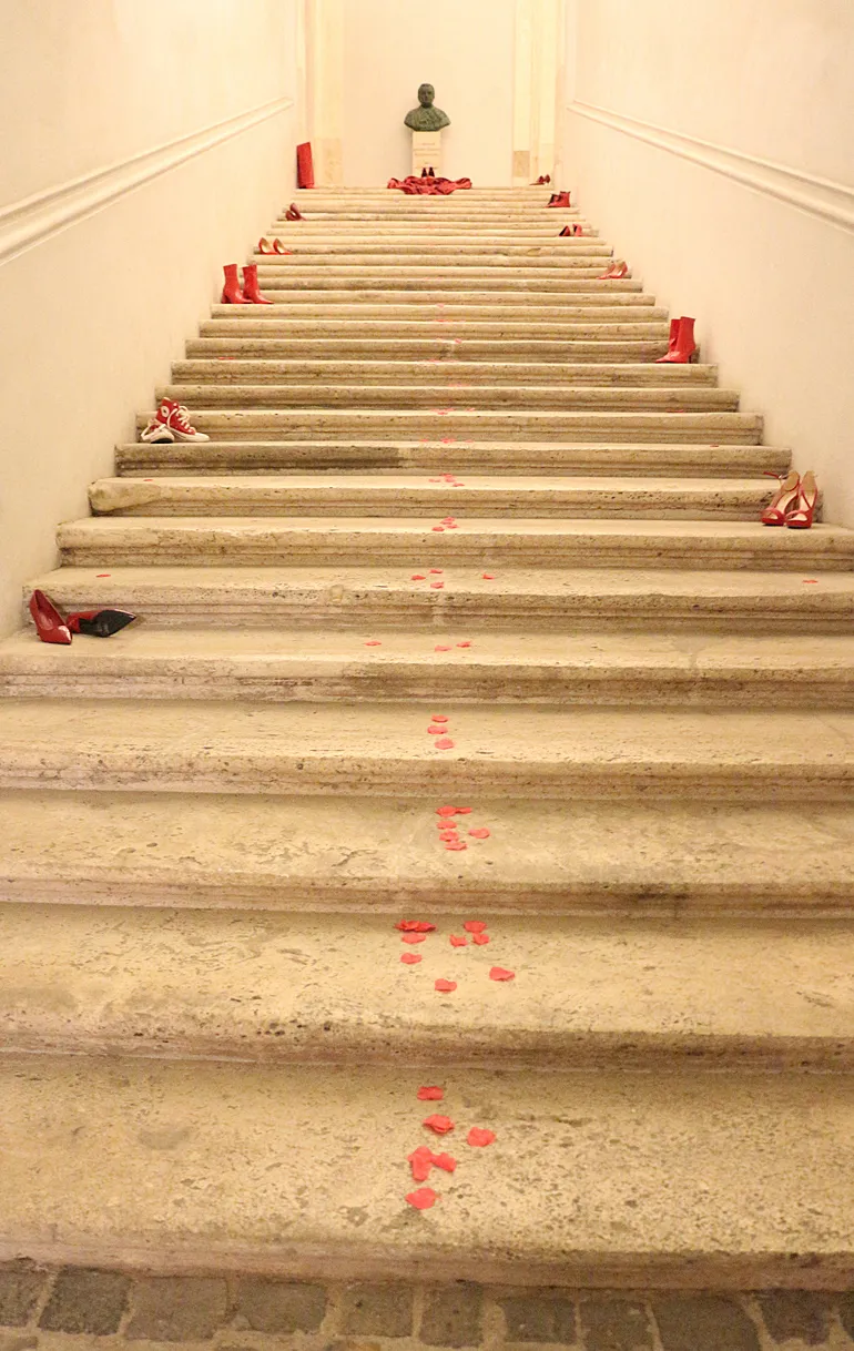 Valmontone-Legate_da_un_sottile_filo_rosso-4