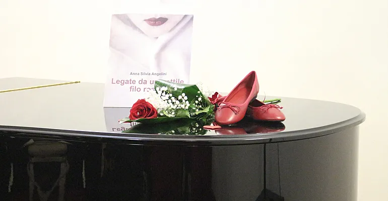 Valmontone-Legate_da_un_sottile_filo_rosso-5