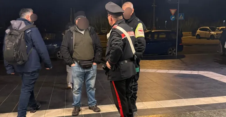 FRASCATI – Controlli dei Carabinieri metro C (2)f
