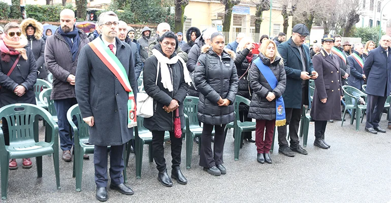 Inaugurazione-monumento-Willy-1